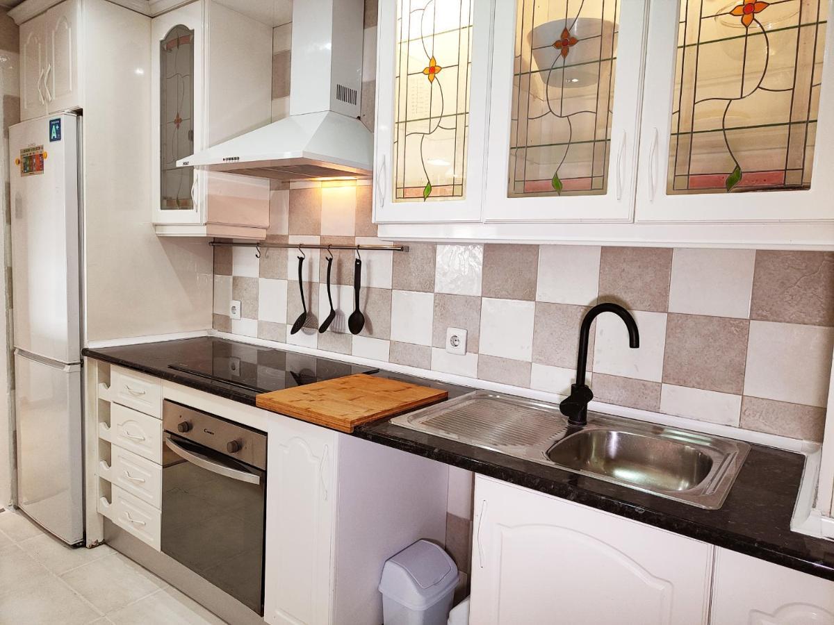 2Bdr Sunny Apartment With Pool And Private Parking In Беналмадена Екстериор снимка