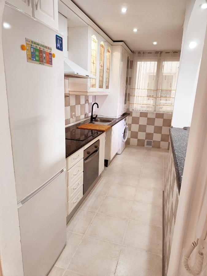 2Bdr Sunny Apartment With Pool And Private Parking In Беналмадена Екстериор снимка