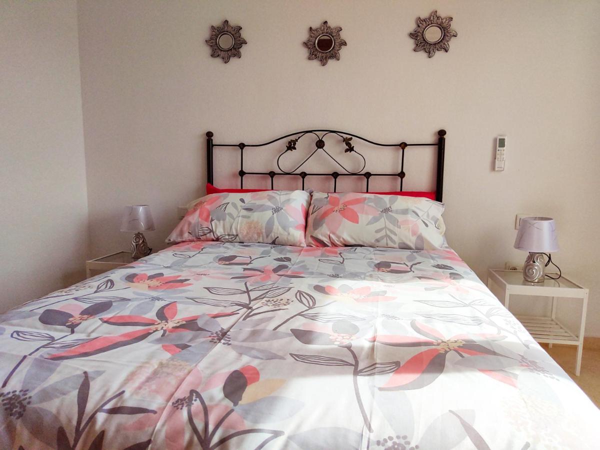 2Bdr Sunny Apartment With Pool And Private Parking In Беналмадена Екстериор снимка