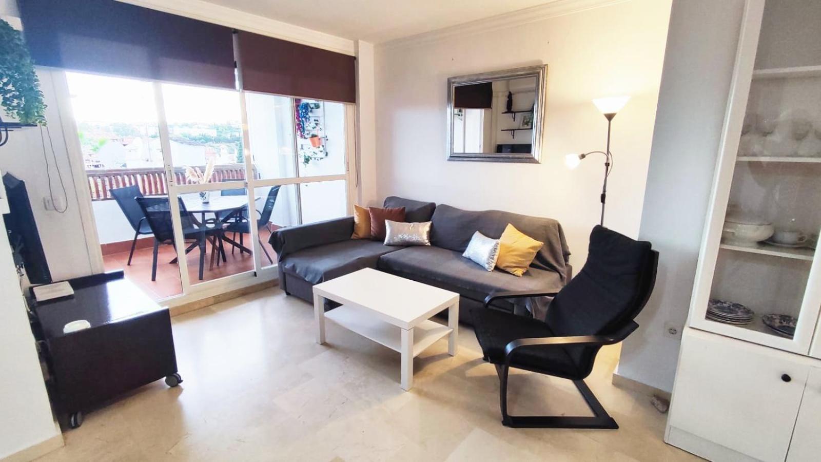 2Bdr Sunny Apartment With Pool And Private Parking In Беналмадена Екстериор снимка